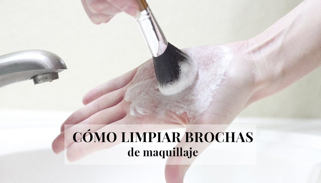 ¿Cómo limpiar Brochas de Maquillaje?