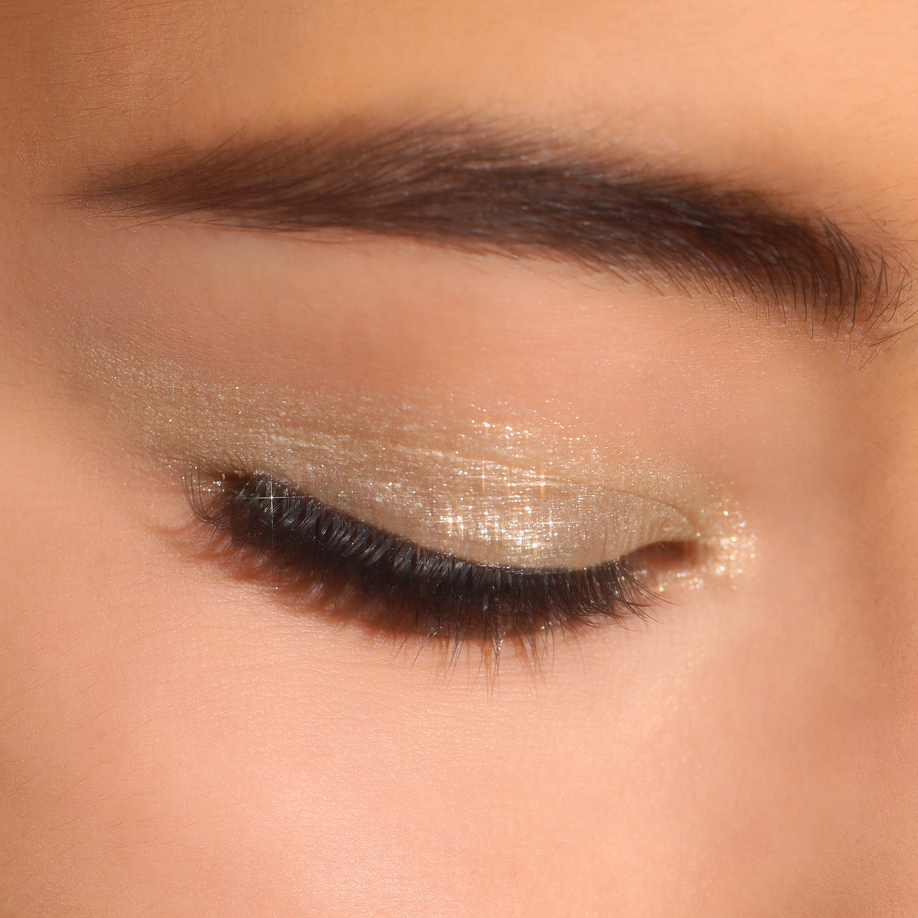 DELINEADOR PARA OJOS STATEMENT SHIMMER LINER - MOIRA