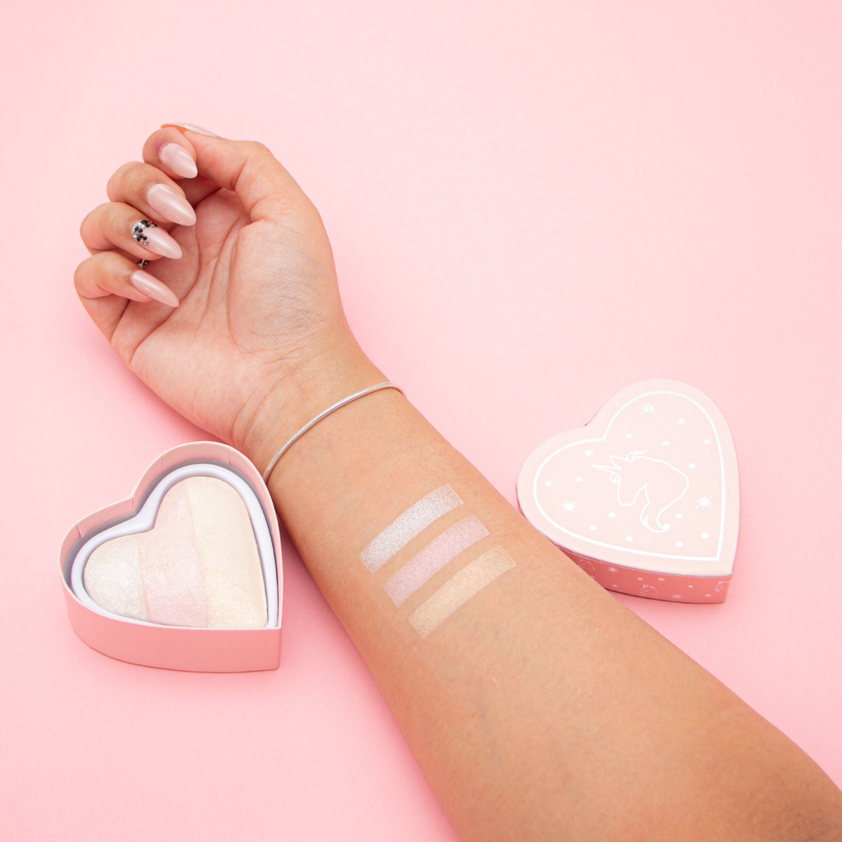 UNICORN HEART GLOW HIGHLIGHTER OUTLET - I HEART REVOLUTION
