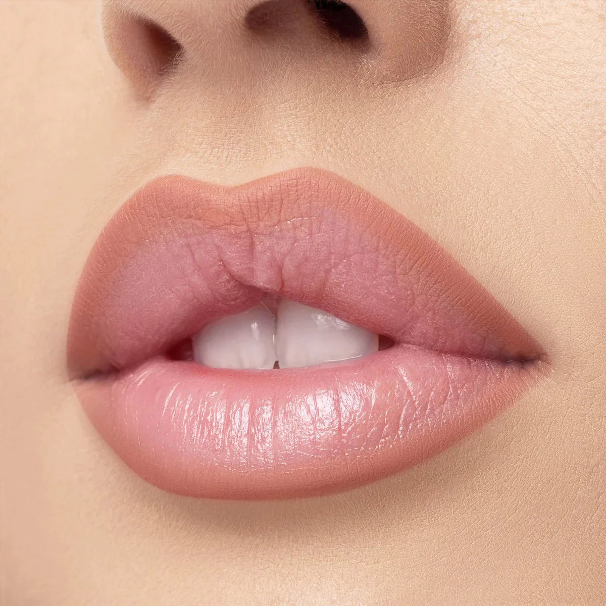 NUDE X DELINEADOR DE LABIOS MATTE - BEAUTY CREATIONS