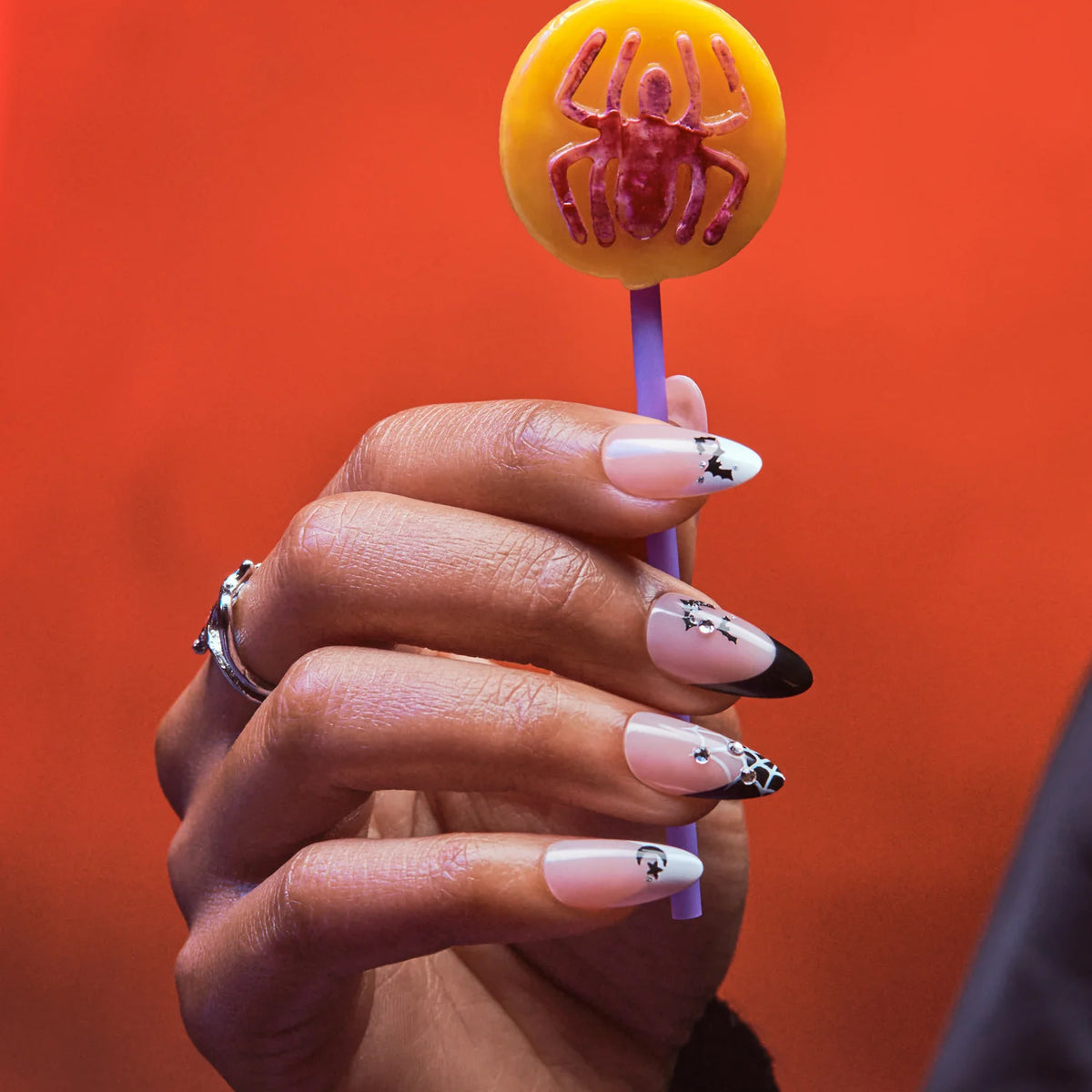 UÑAS POSTIZAS VOGUISH FANTASY NAILS WITCH OUT - KISS