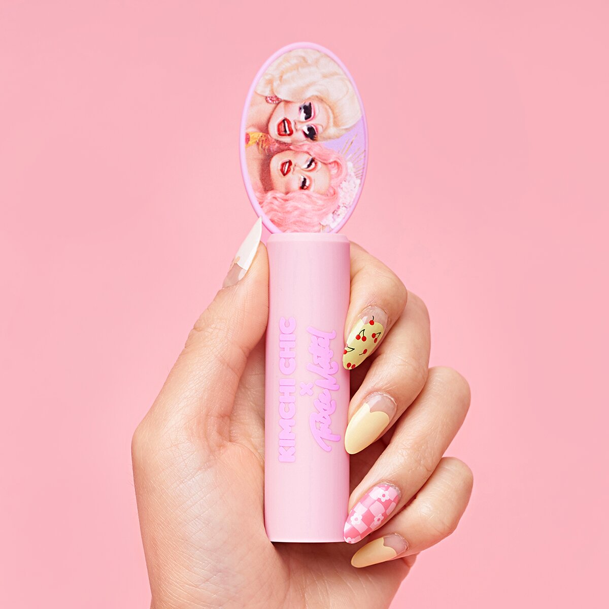 BFF4EVR LOLIPS LIPSTICK - OUTLET KIMCHI CHIC X TRIXIE MATTEL