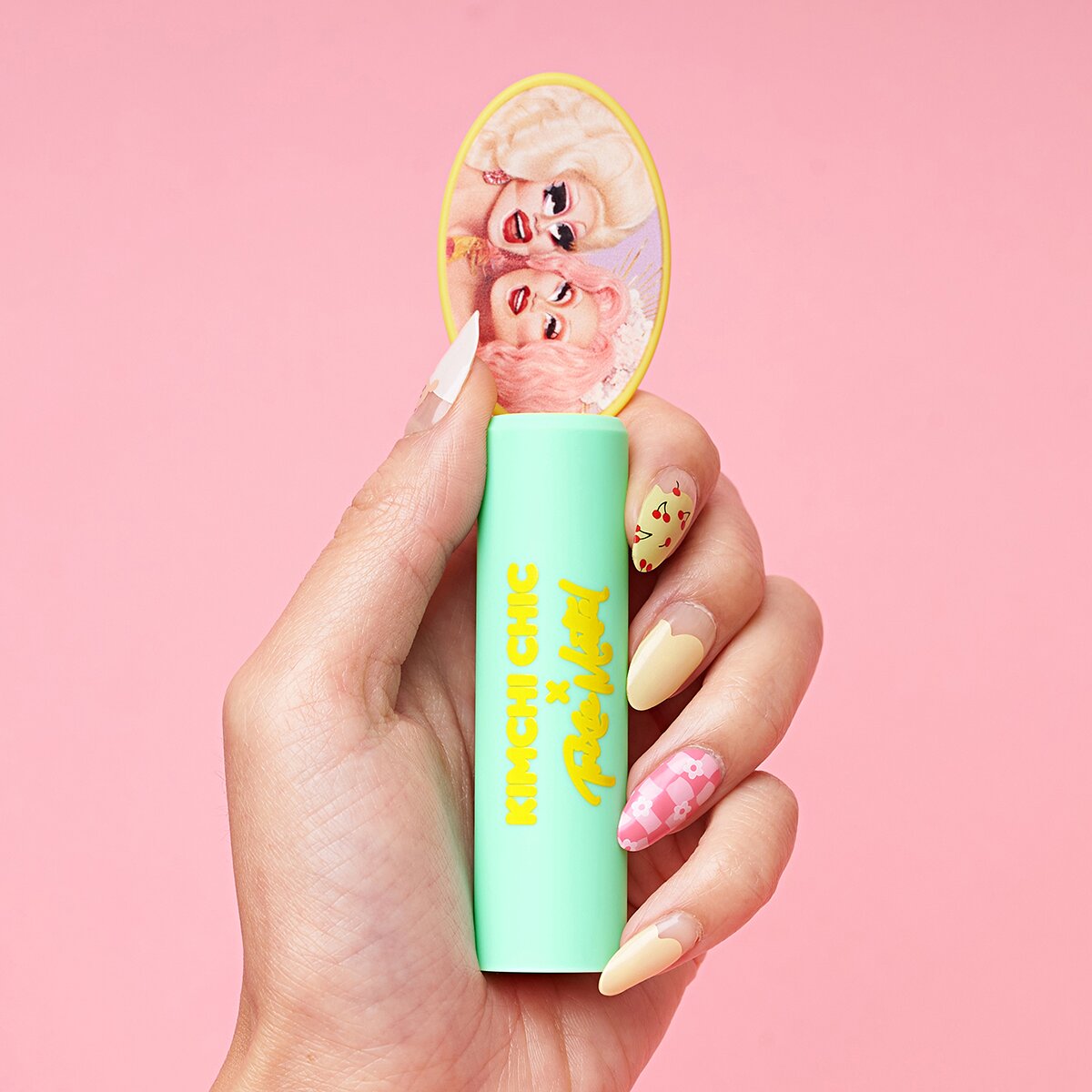 BFF4EVR LOLIPS LIPSTICK - OUTLET KIMCHI CHIC X TRIXIE MATTEL