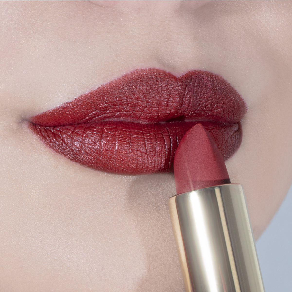 COLOR FETISH LIPSTICK 350 FLEUR - MILANI