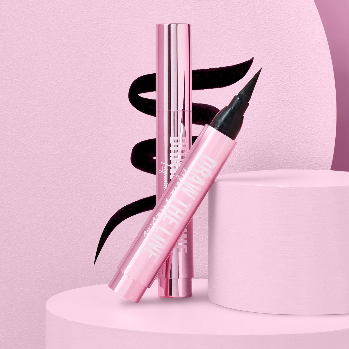 DELINEADOR LÍQUIDO OVERACHIEVER MARKER - BEAUTY CREATIONS