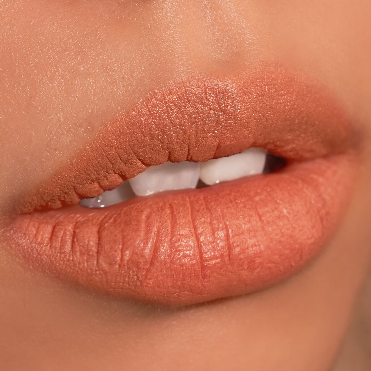 HOT FLUFF LIPSTICK - JASON WU BEAUTY
