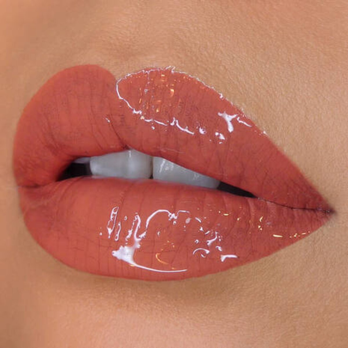 SHINE LOUD PRO PIGMENT LIP SHINE AMBITION STATEMENT NYX PROFESSIONAL MAKEUP