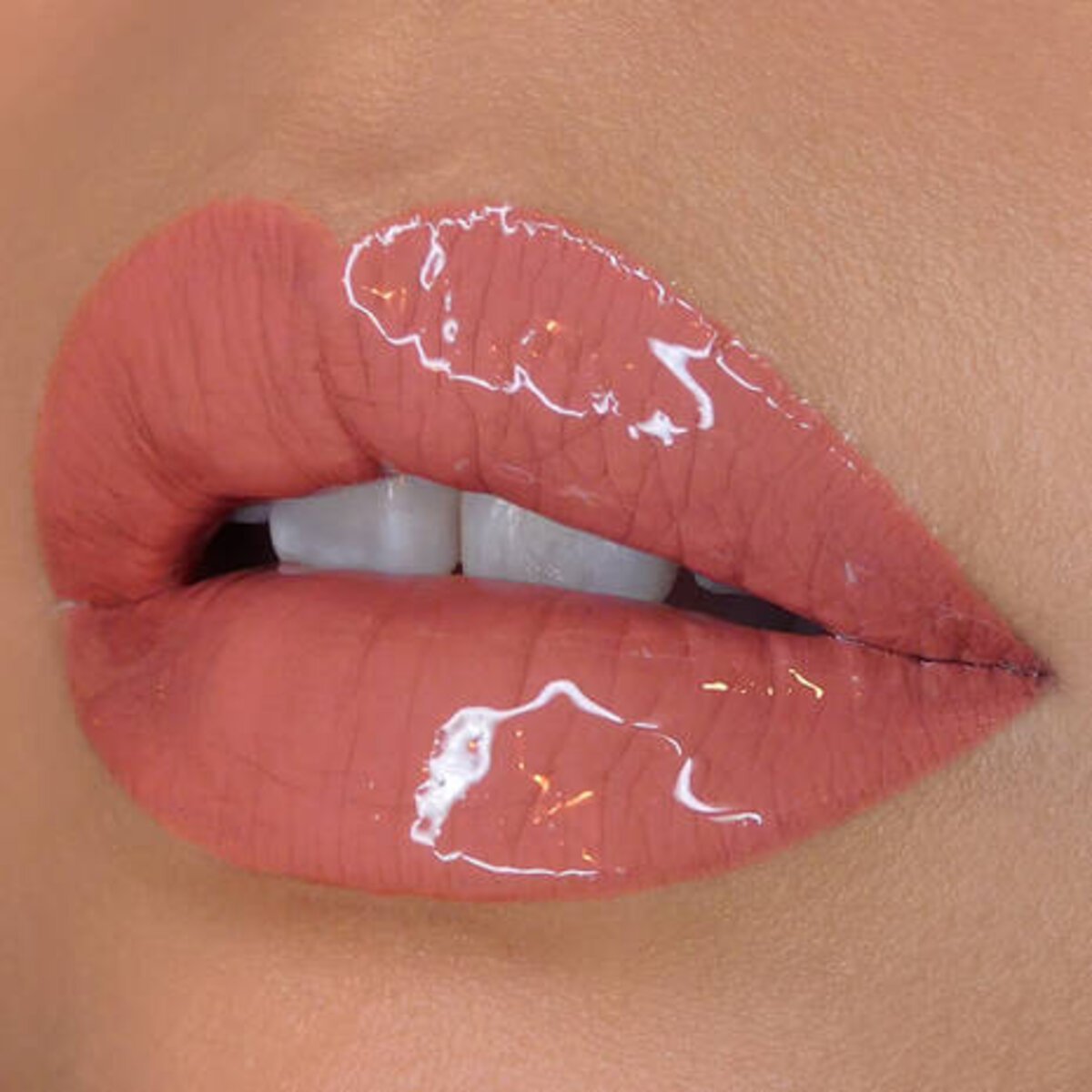 SHINE LOUD PRO PIGMENT LIP SHINE GOAL CRUSHER - NYX PROFESSIONAL MAKEUP