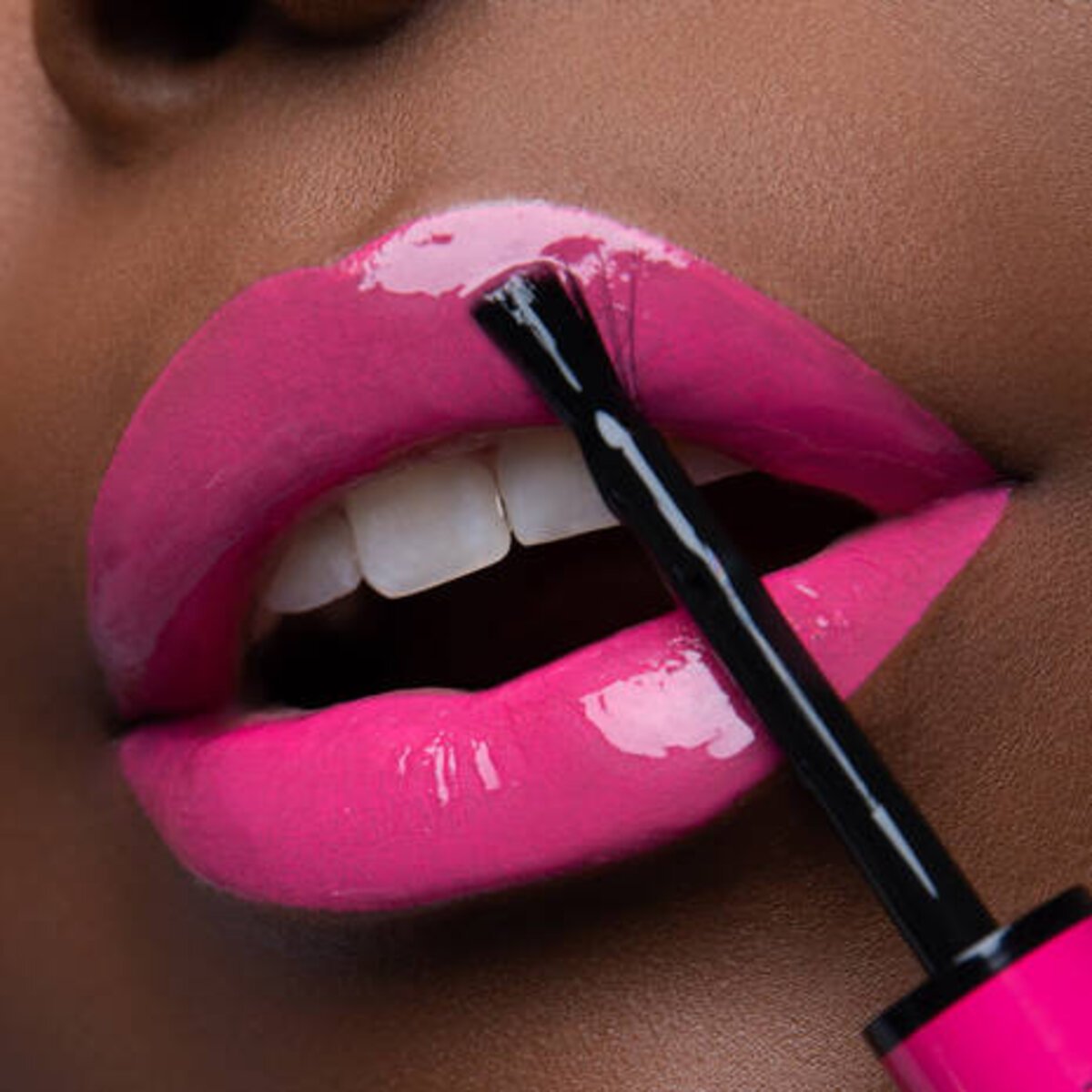 SHINE LOUD PRO PIGMENT LIP SHINE LEAD EVERYTHING - NYX PROFESSIONAL MAKEUP