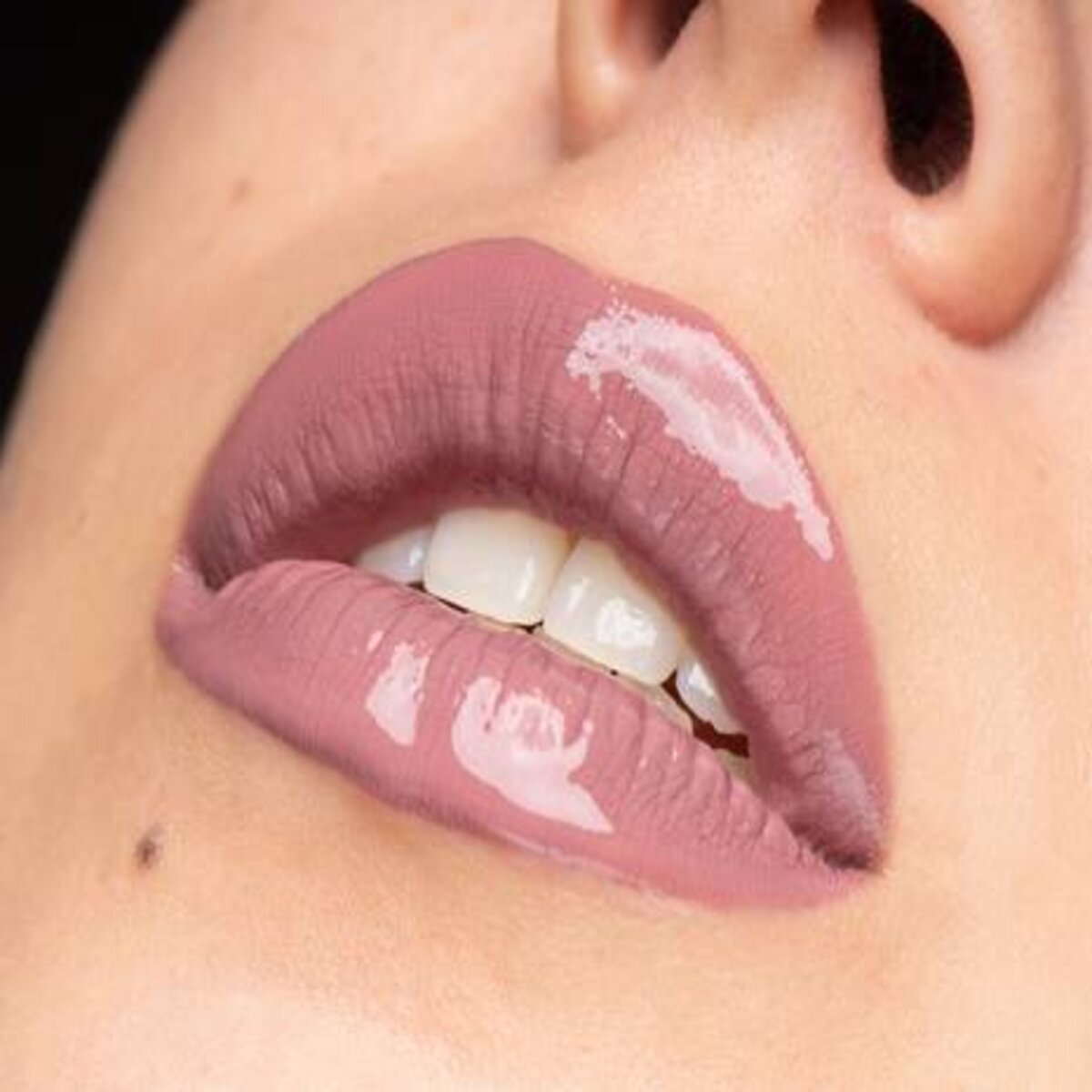 SHINE LOUD PRO PIGMENT LIP SHINE OVERNIGHT HERO NYX PROFESSIONAL MAKEUP