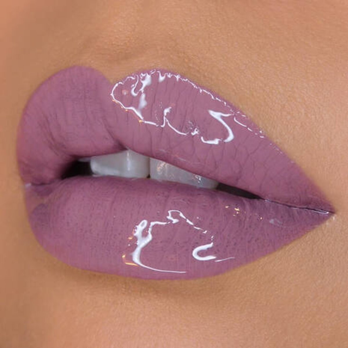 SHINE LOUD PRO PIGMENT LIP SHINE OVERNIGHT HERO NYX PROFESSIONAL MAKEUP