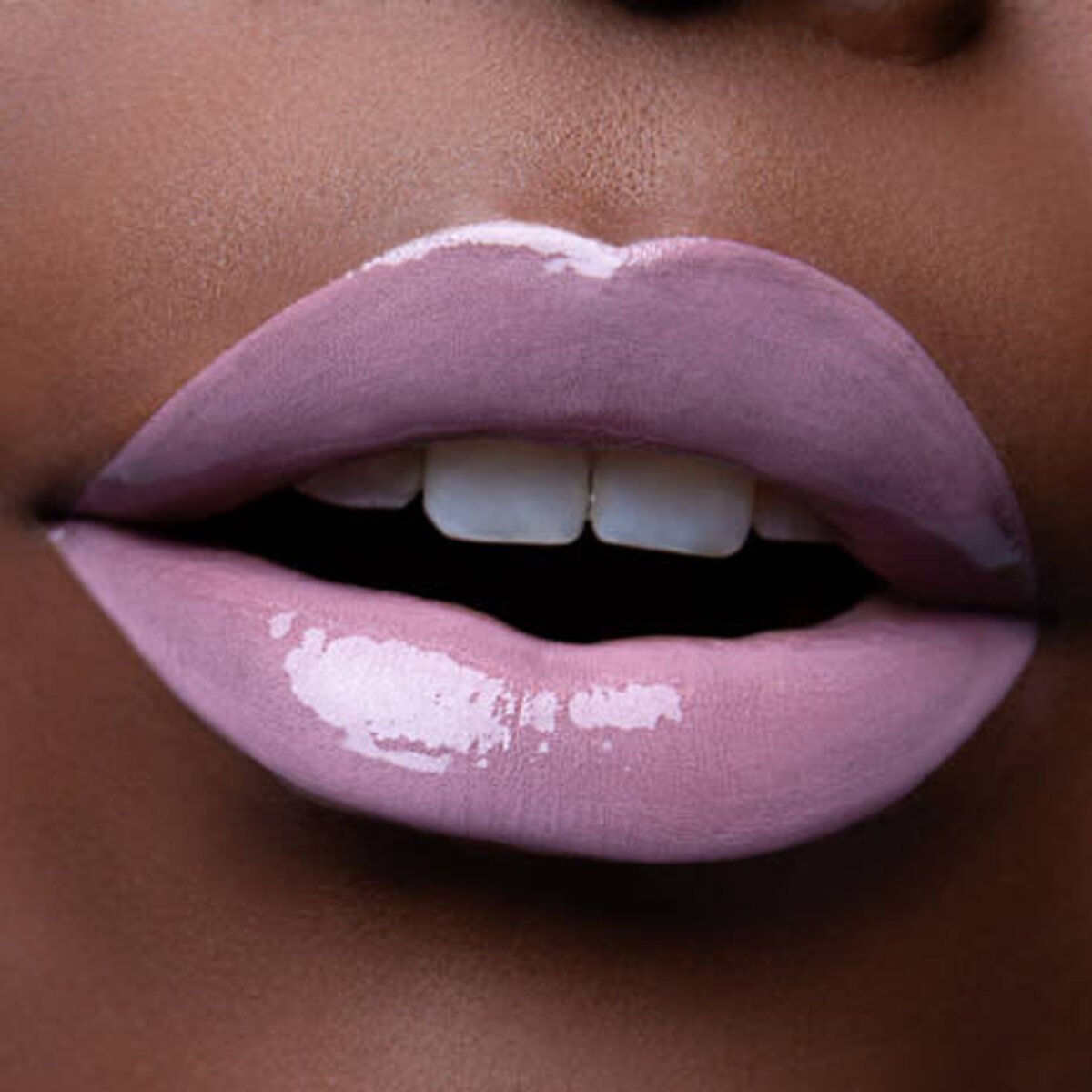 SHINE LOUD PRO PIGMENT LIP SHINE OVERNIGHT HERO NYX PROFESSIONAL MAKEUP