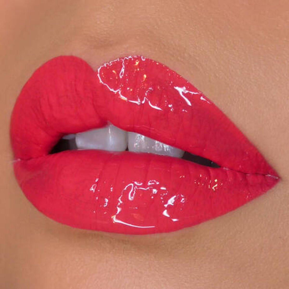 SHINE LOUD PRO PIGMENT LIP SHINE WORLD SHAPER - NYX PROFESSIONAL MAKEUP