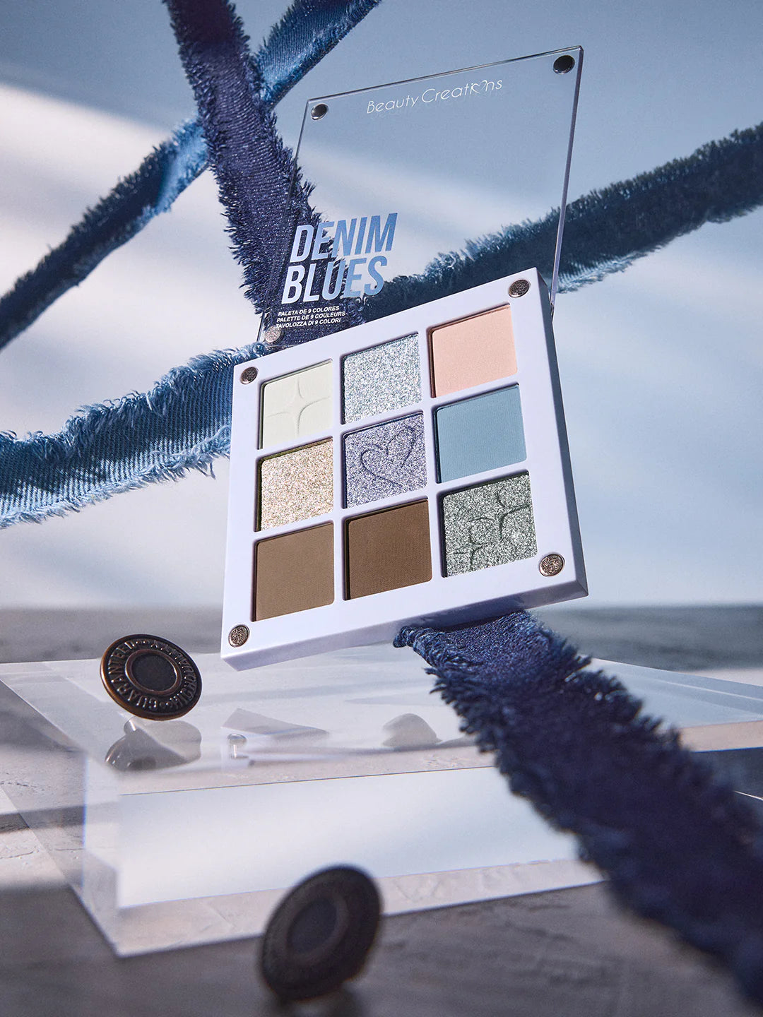 PALETA DE SOMBRAS MAGNETIC SHADOW PALETTE DENIM BLUES - BEAUTY CREATIONS