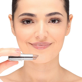 COLOUR UP SHINE ON LIPSTICK - OUTLET ESSENCE