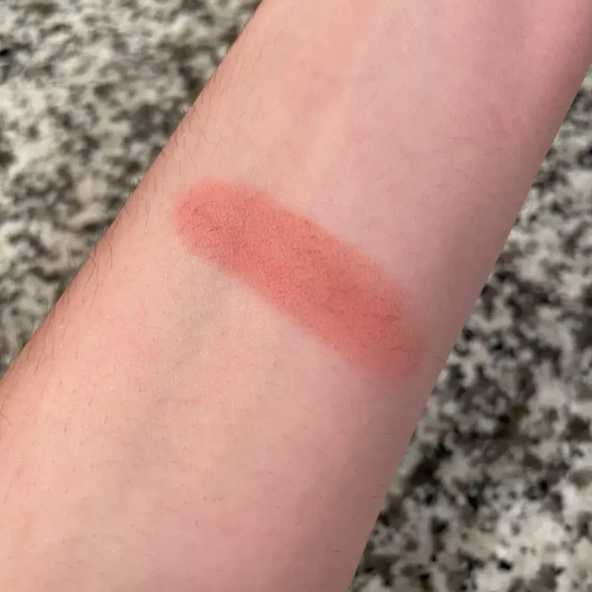 MATTE MONOI BUTTER RUBOR - PHYISICANS FORMULA