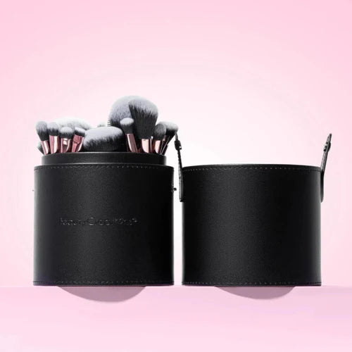 PALETA DE SOMBRAS NEW NUDES + SET DE BROCHAS - BEAUTY CREATIONS
