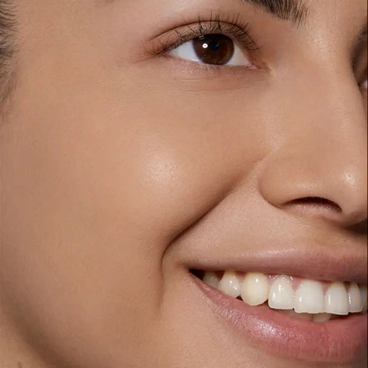 BASE Y CORRECTOR CONCEAL + PERFECT 2 IN 1 - MILANI